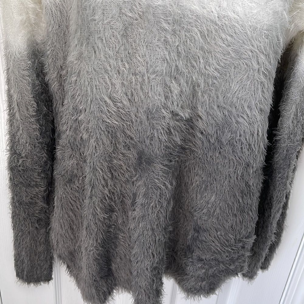 Ombré sweater - Picture 4 of 4